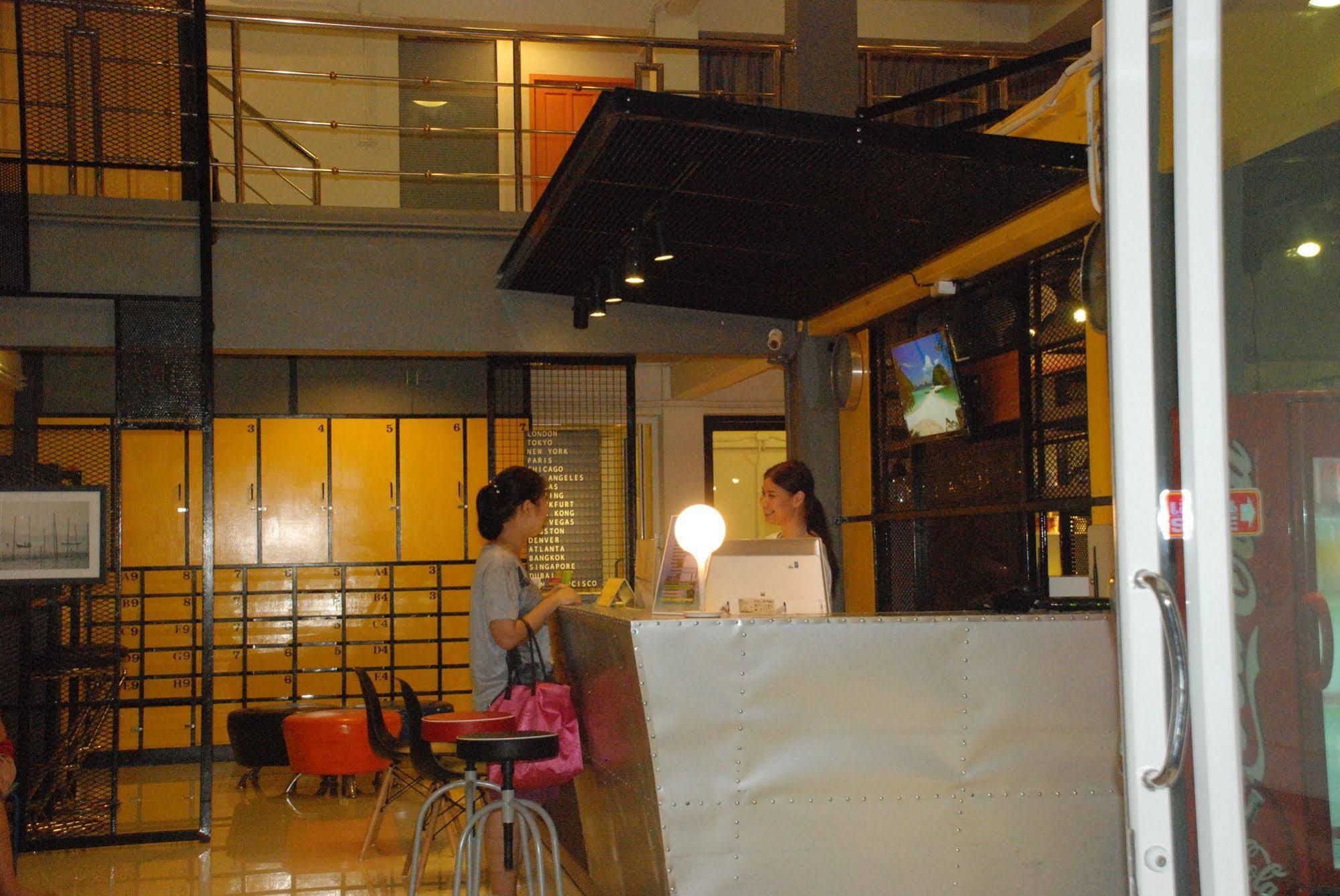 Oyes Hostel Krabi town Dış mekan fotoğraf