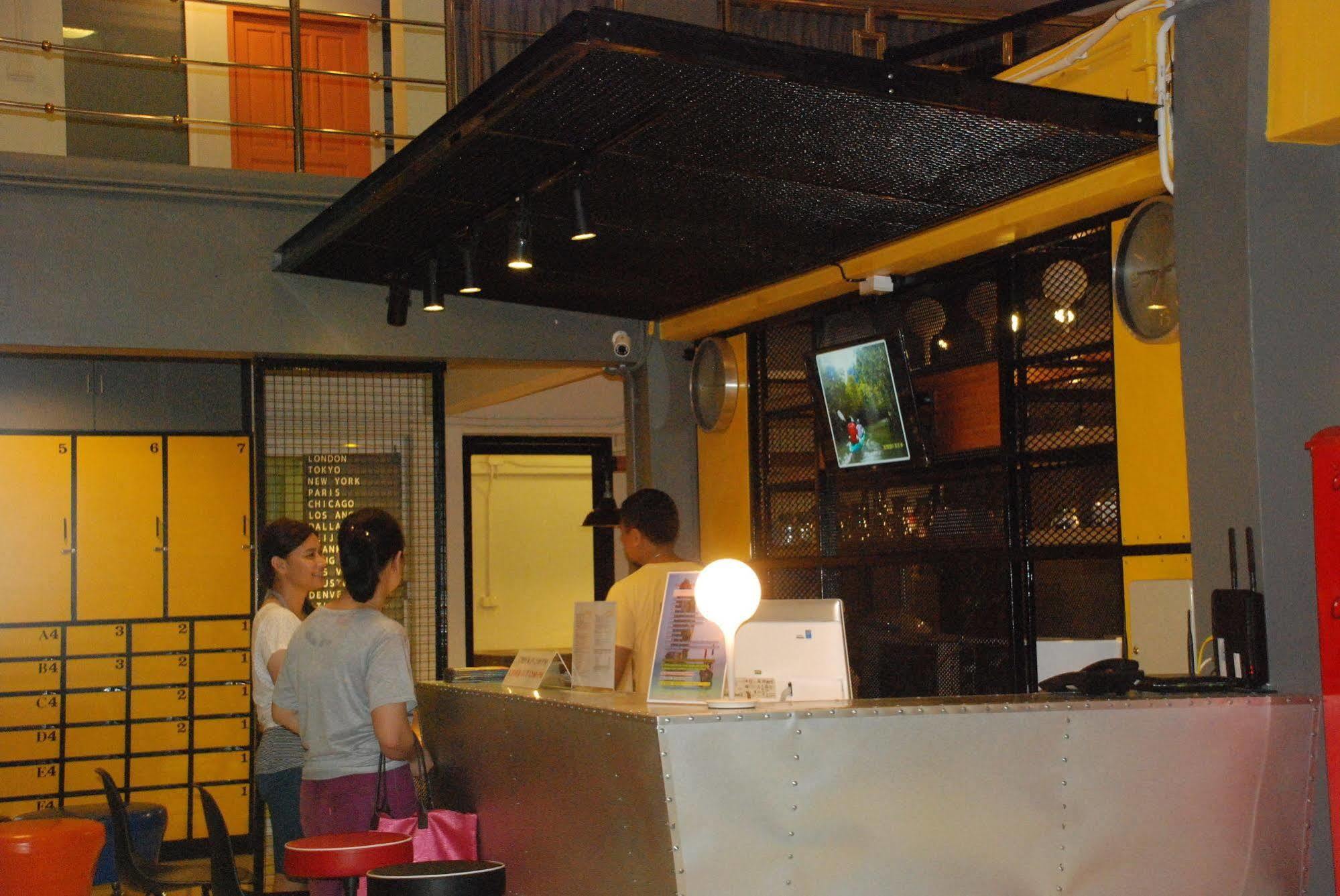 Oyes Hostel Krabi town Dış mekan fotoğraf